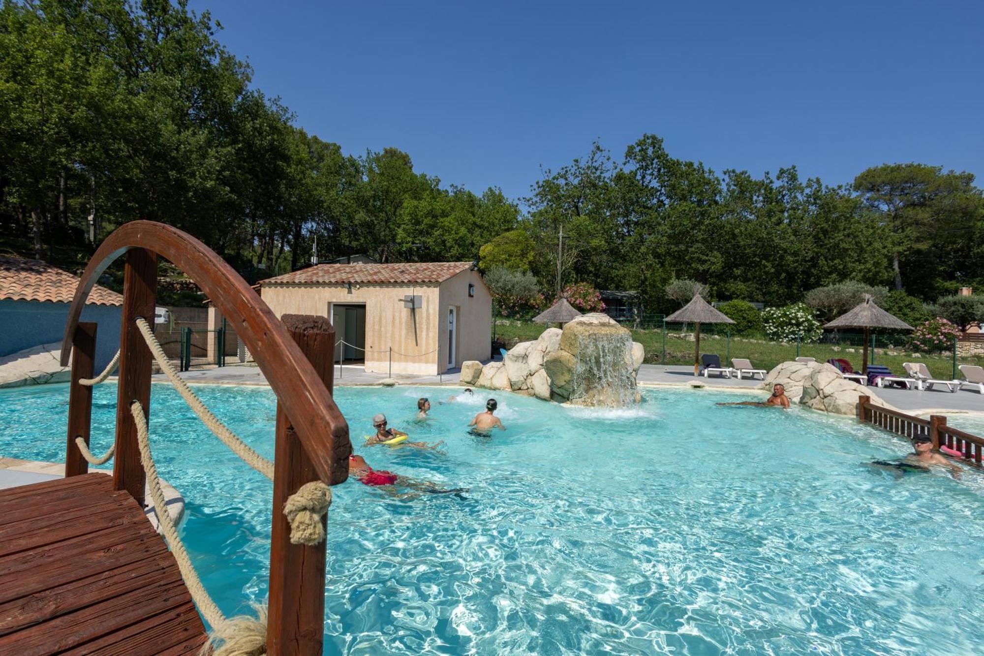 Camping Domaine Villa Verde Callas ภายนอก รูปภาพ